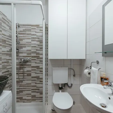 Tivoli Apartment